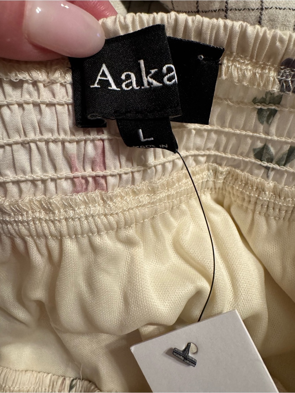 Aakaa Cream Floral Tiered Midi Skirt with Side Slit - Picture 3 of 4